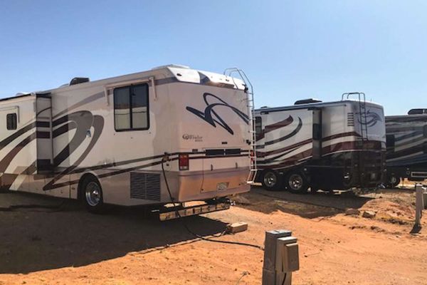 TICABOO LODGE LAKE POWELL (Laketown)